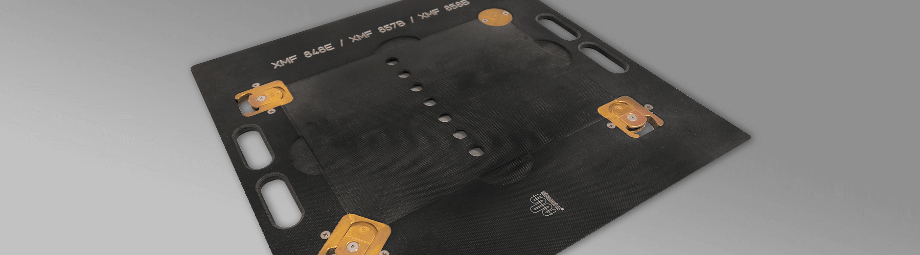 Warenträger mit straschu Logo